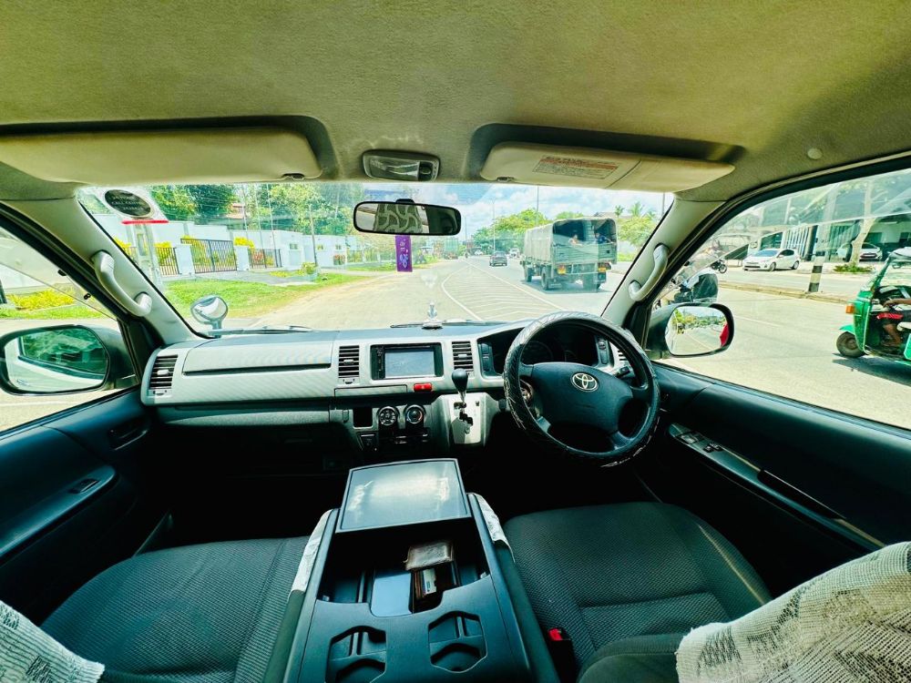 Toyota Hiace 2013 - Used Van sale in Sri Lanka - patpat.lk