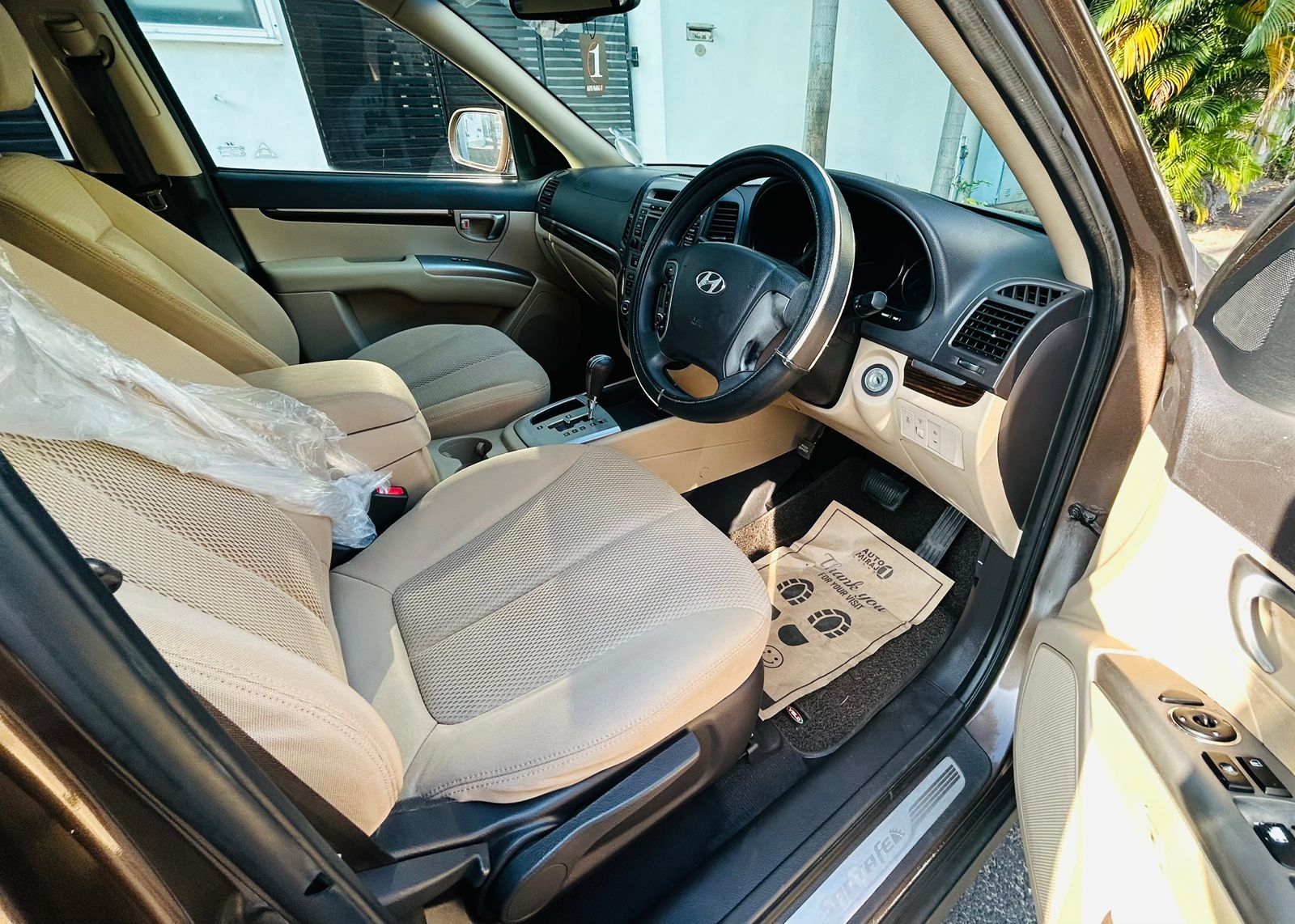 Hyundai Santa Fe 2011 - Used SUV sale in Sri Lanka - patpat.lk