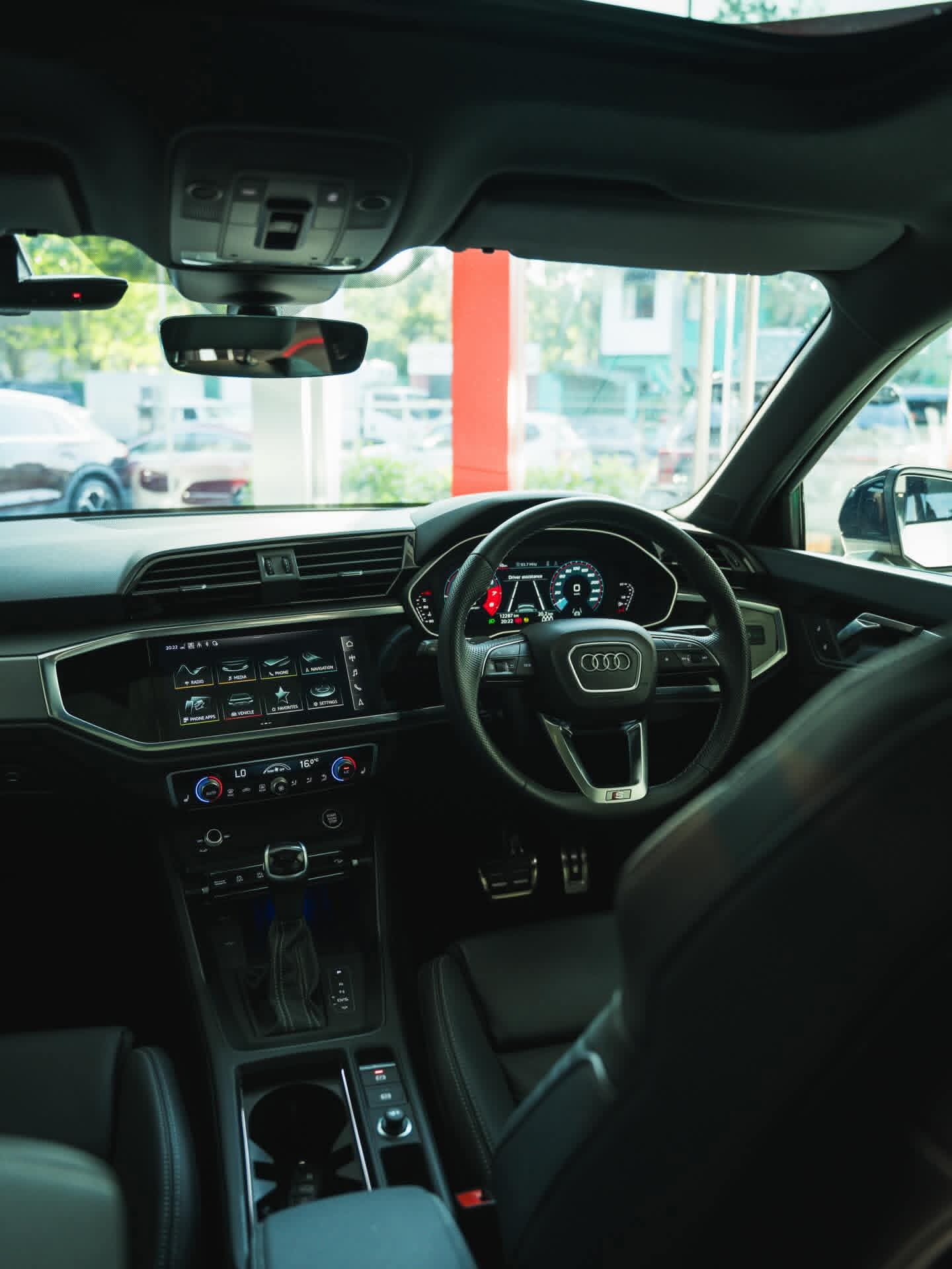 Audi Q3 2023 - Used Car sale in Sri Lanka - patpat.lk