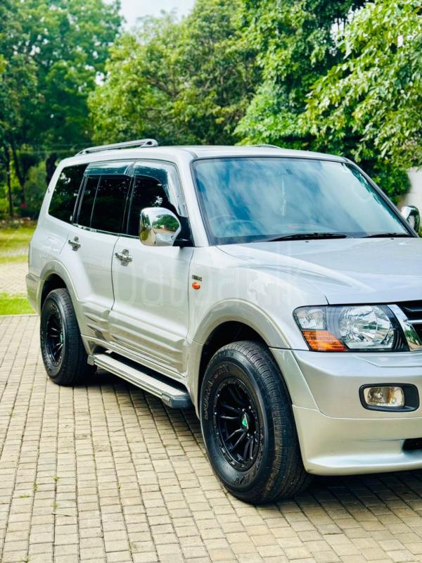 Advertisement image 4