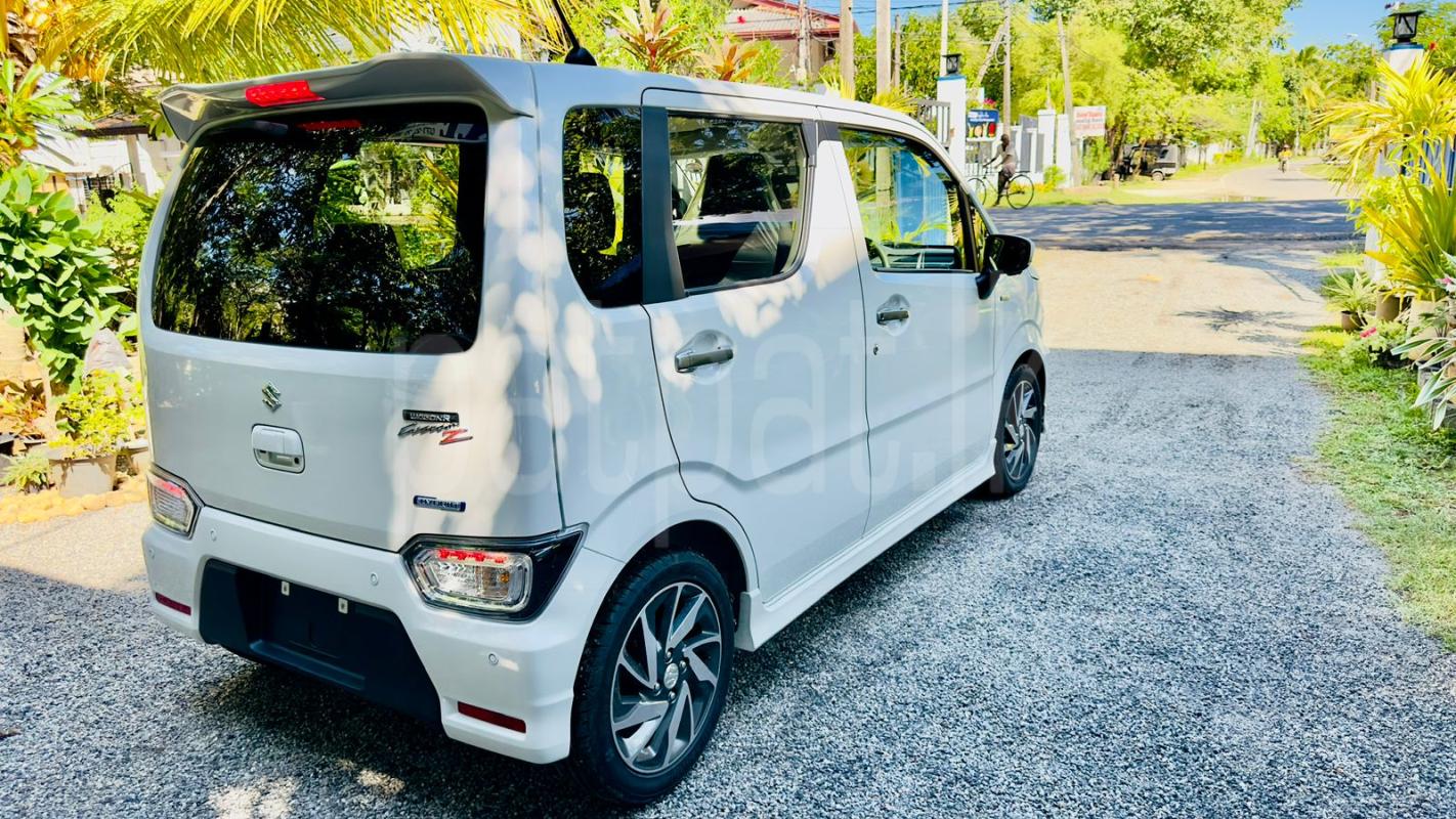 Advertisement image 3