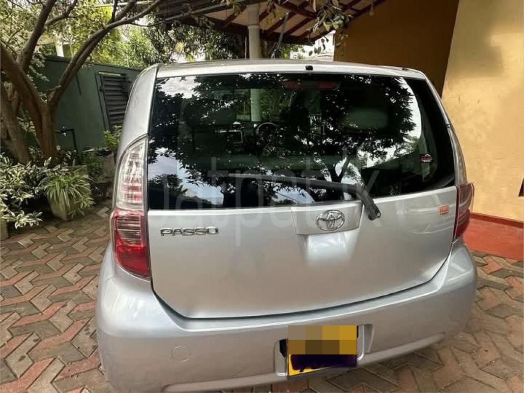 Advertisement image 6