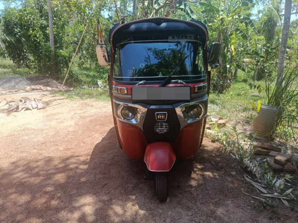 Bajaj Three Wheel 2018 - Used Three wheeler sale in Sri Lanka - patpat.lk