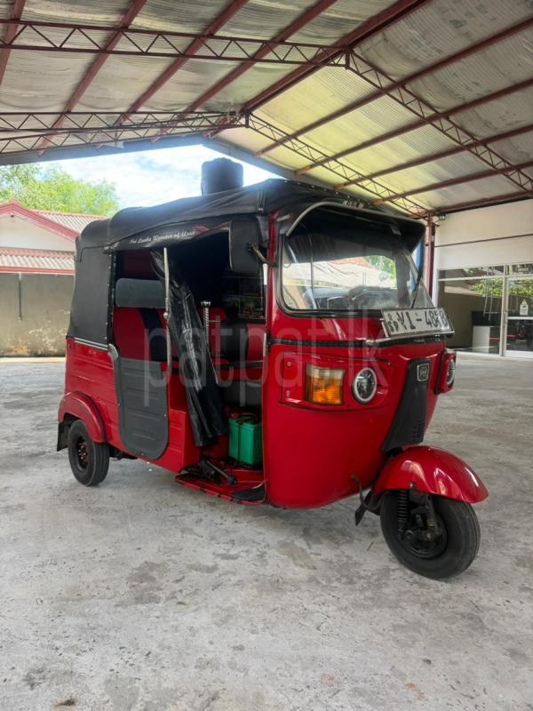 Bajaj Three Wheel 2011 - பயன்படுத்தப்பட்டது முச்சக்கர வண்டி sale in Sri Lanka - patpat.lk
