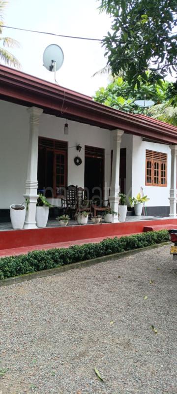 House for Sale in Adampan