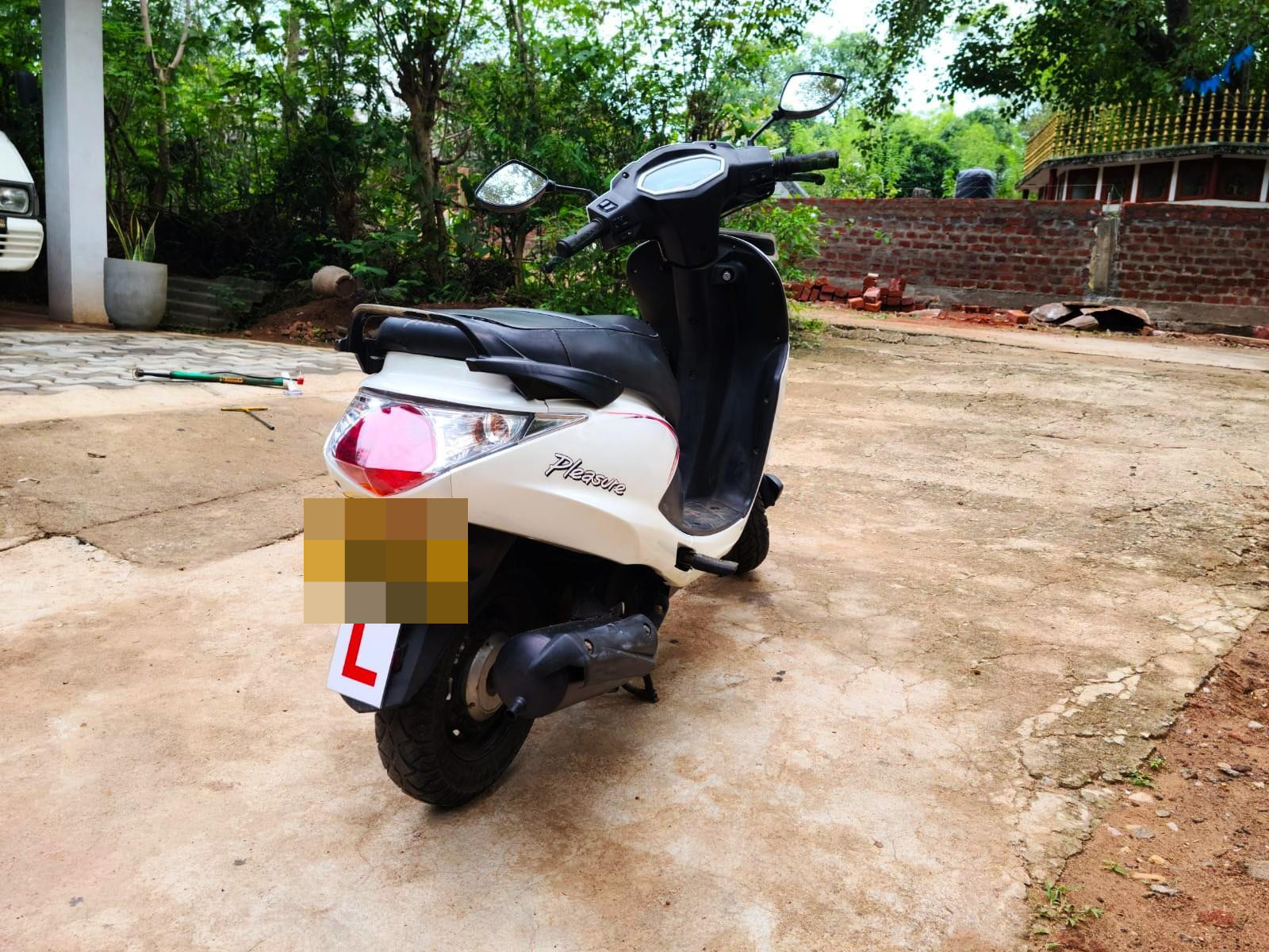 Hero Pleasure 2015 - Used Bike sale in Sri Lanka - patpat.lk