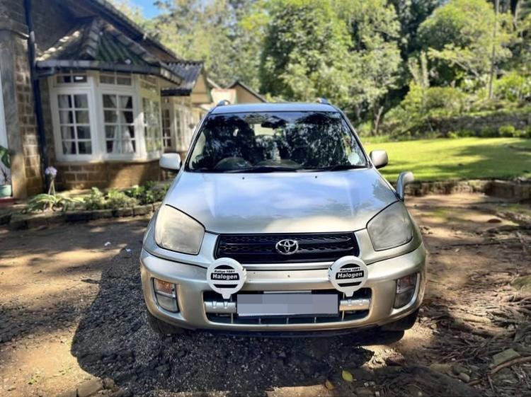 Toyota RAV4 2001 - Used SUV sale in Sri Lanka - patpat.lk