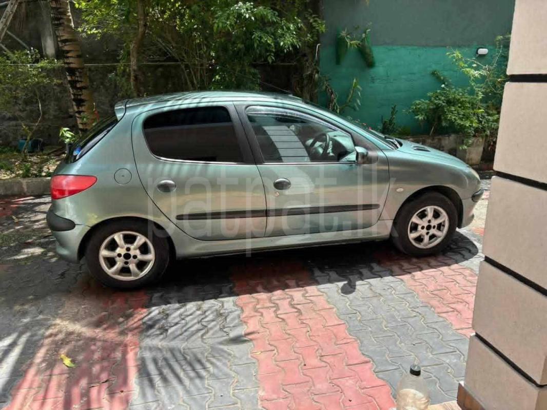 Advertisement image 6