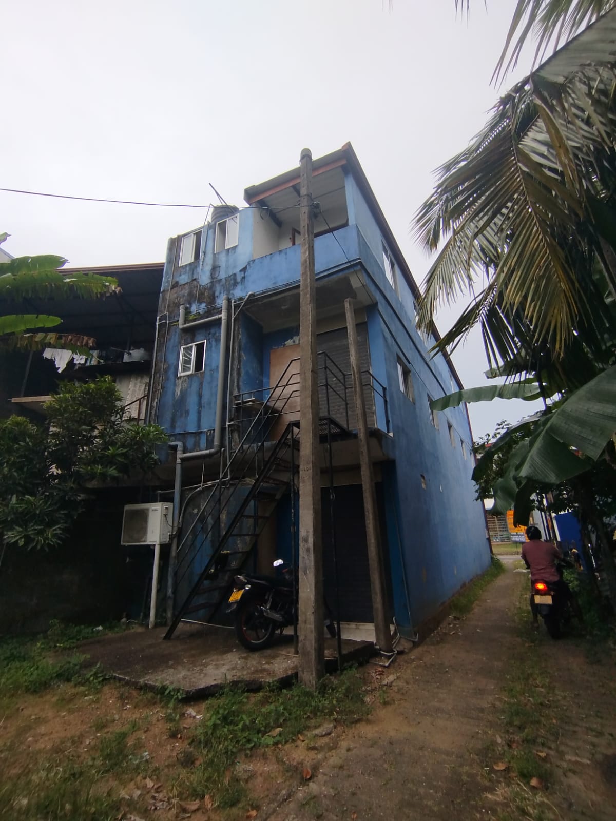 Building for Sale in Hokandara