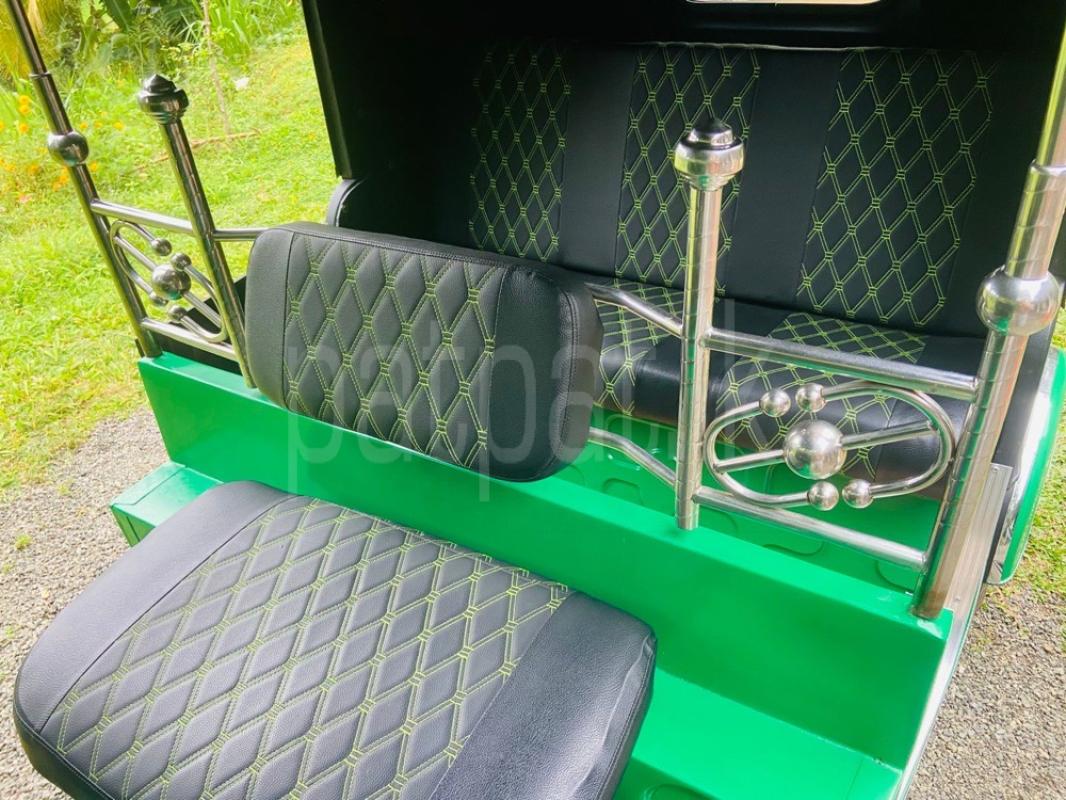 Advertisement image 6