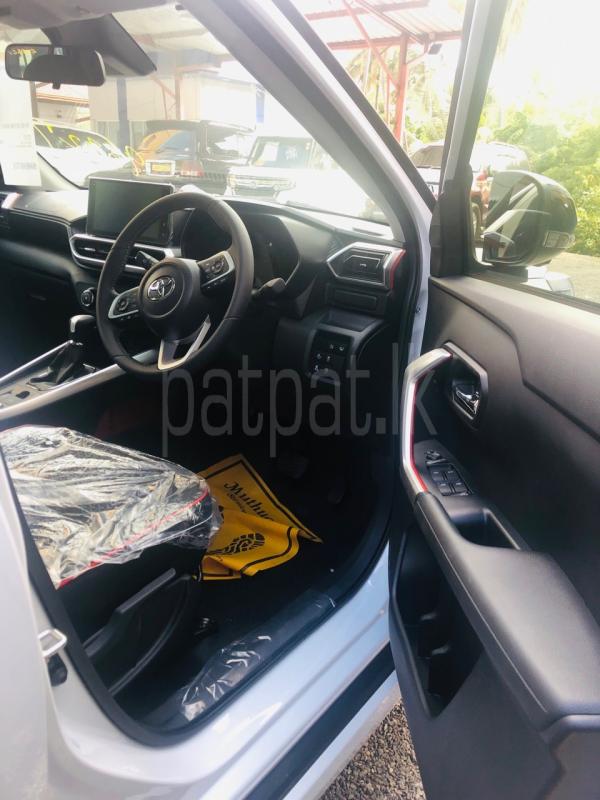 Advertisement image 5