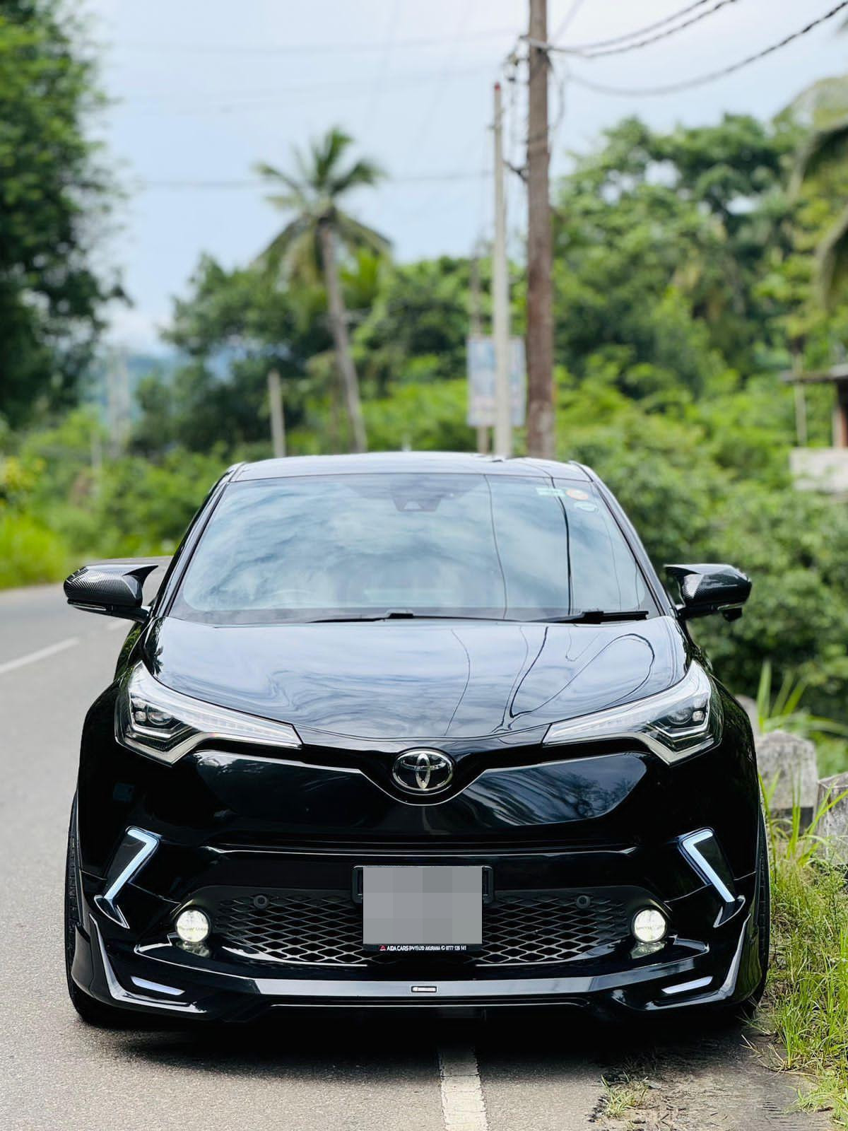 Toyota CHR 2017 - Used SUV sale in Sri Lanka - patpat.lk