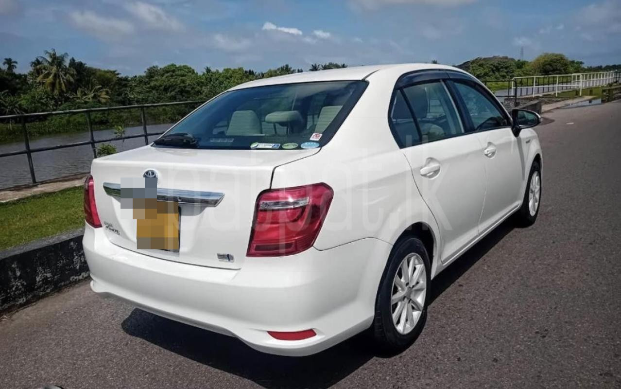 Toyota Axio 2015 - Used Car sale in Sri Lanka - patpat.lk