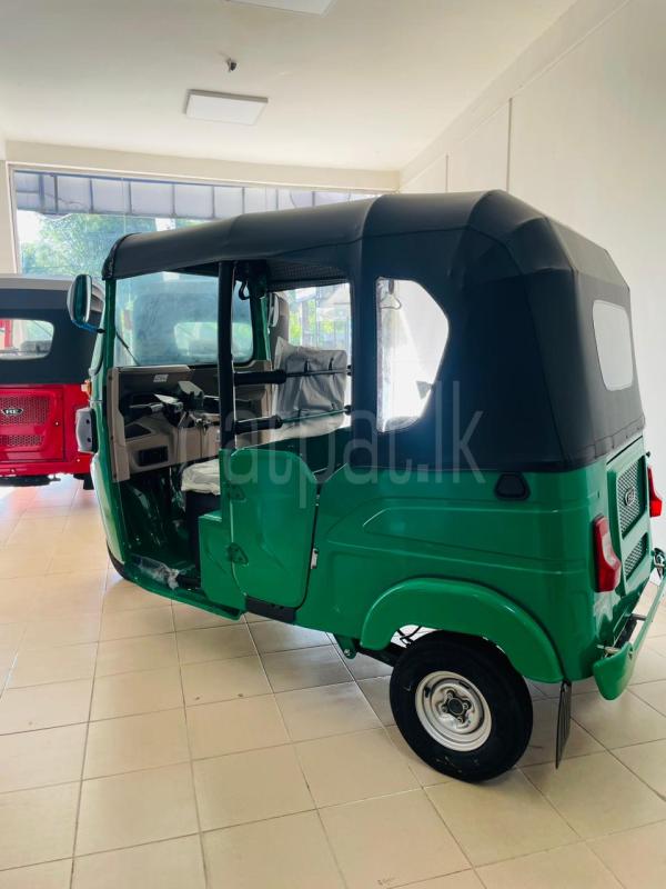 Bajaj Three Wheel 2026 - சான்றளிக்கப்பட்டது முச்சக்கர வண்டி sale in Sri Lanka - patpat.lk