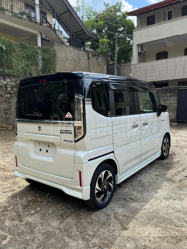 Advertisement image 4