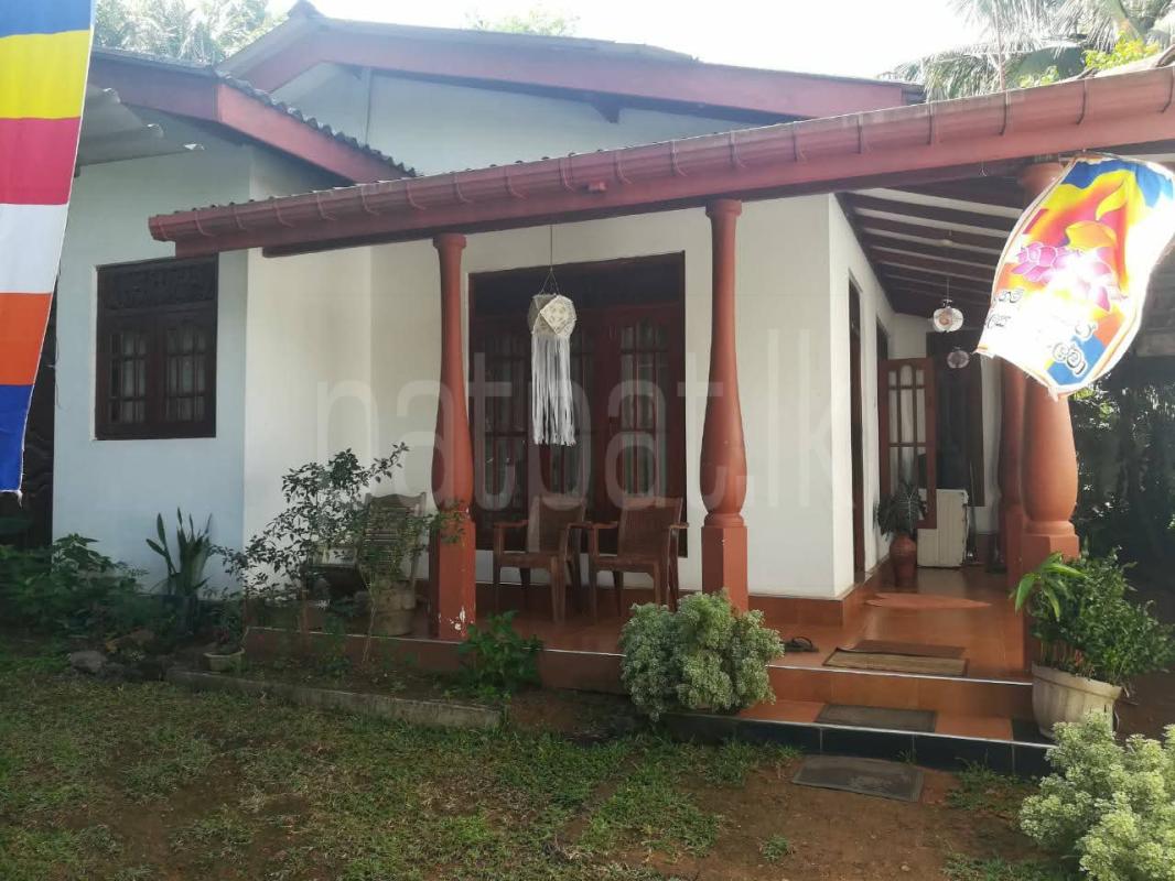 House for Sale in Athurugiriya