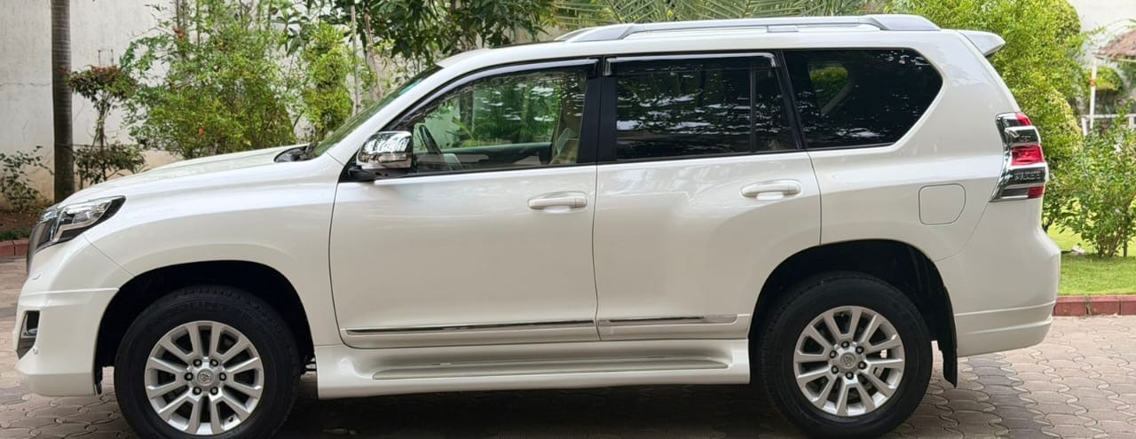 Toyota PRADO 2015 - பயன்படுத்தப்பட்டது SUV sale in Sri Lanka - patpat.lk