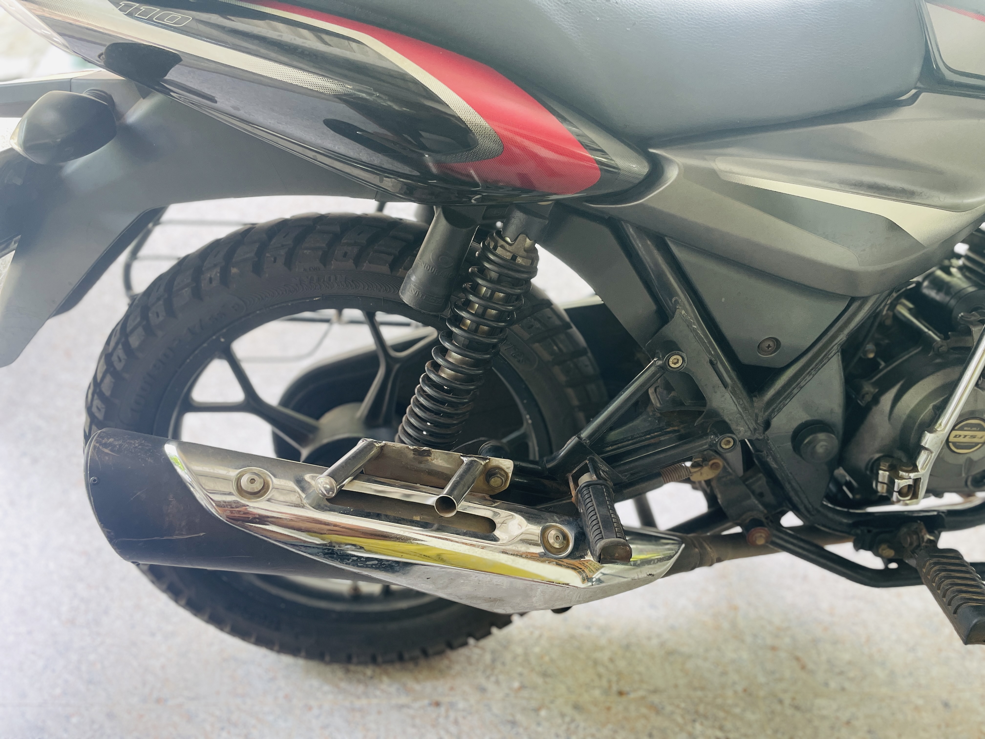 Bajaj Discover 2018 - பயன்படுத்தப்பட்டது பைக் sale in Sri Lanka - patpat.lk