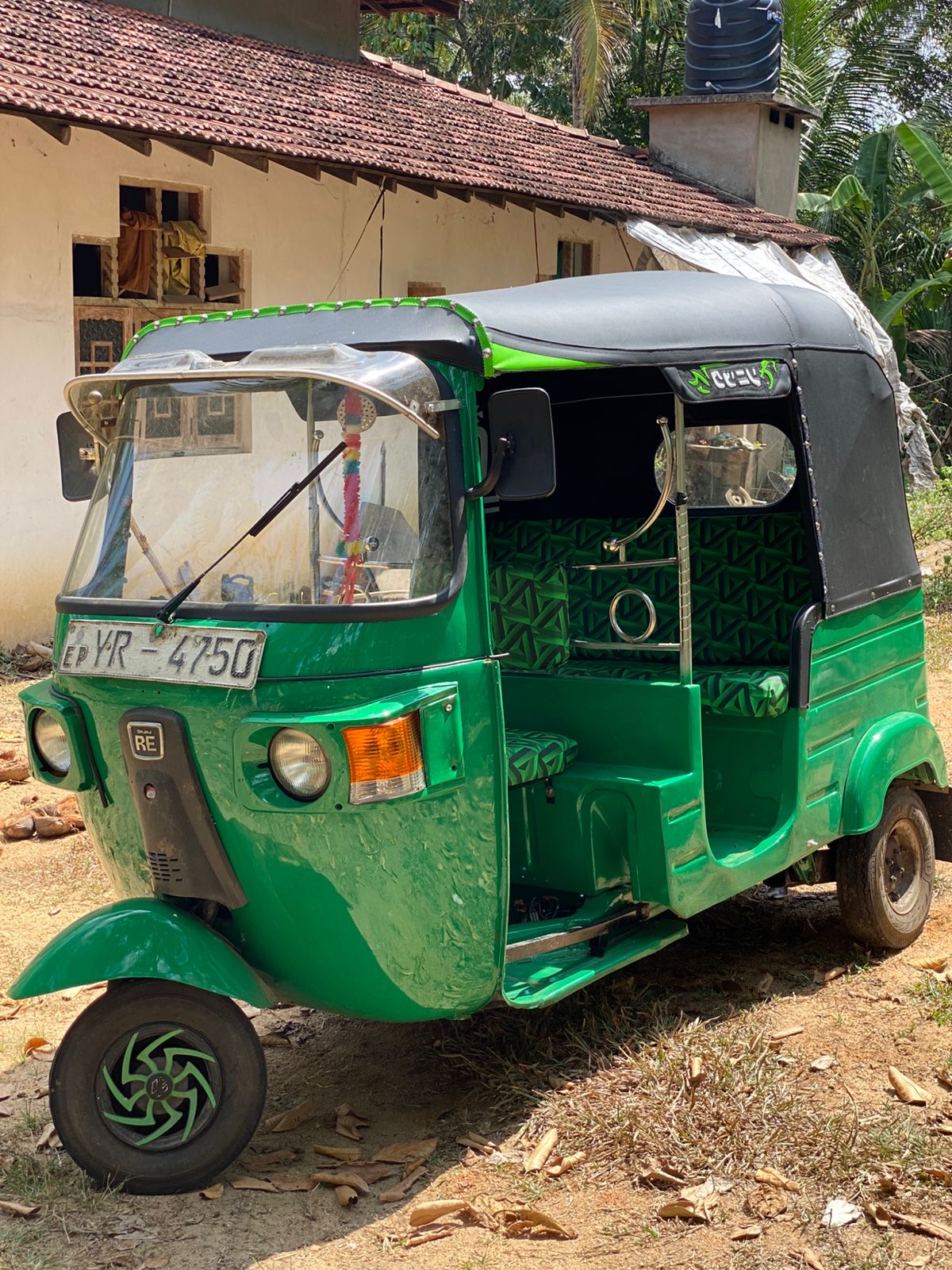 Bajaj Three Wheel 2011 - Used Three wheeler sale in Sri Lanka - patpat.lk