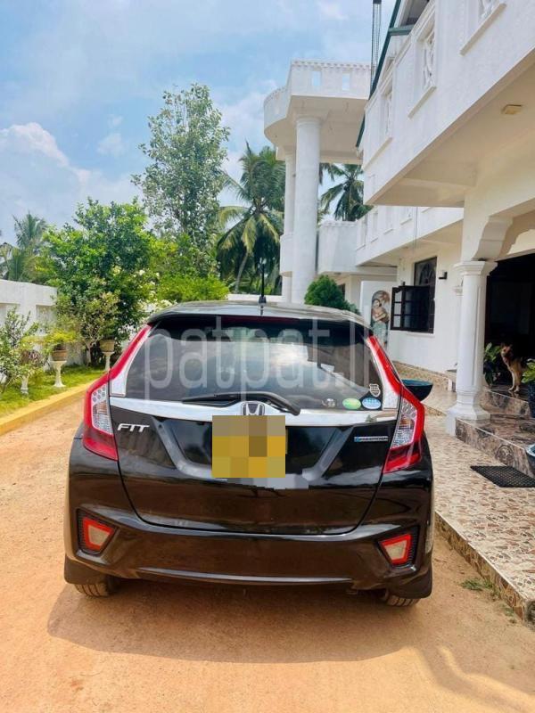 Honda Fit 2014 - பயன்படுத்தப்பட்டது கார் sale in Sri Lanka - patpat.lk