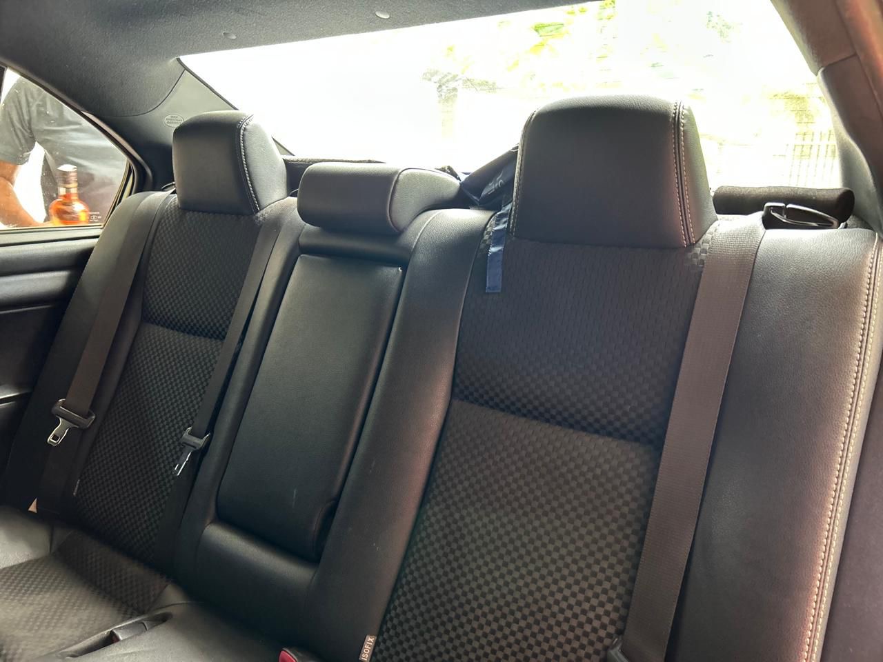 Toyota Axio 2016 - பயன்படுத்தப்பட்டது கார் sale in Sri Lanka - patpat.lk