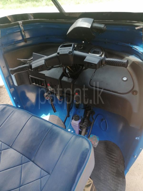 Bajaj Three Wheel 2012 - Used Three wheeler sale in Sri Lanka - patpat.lk