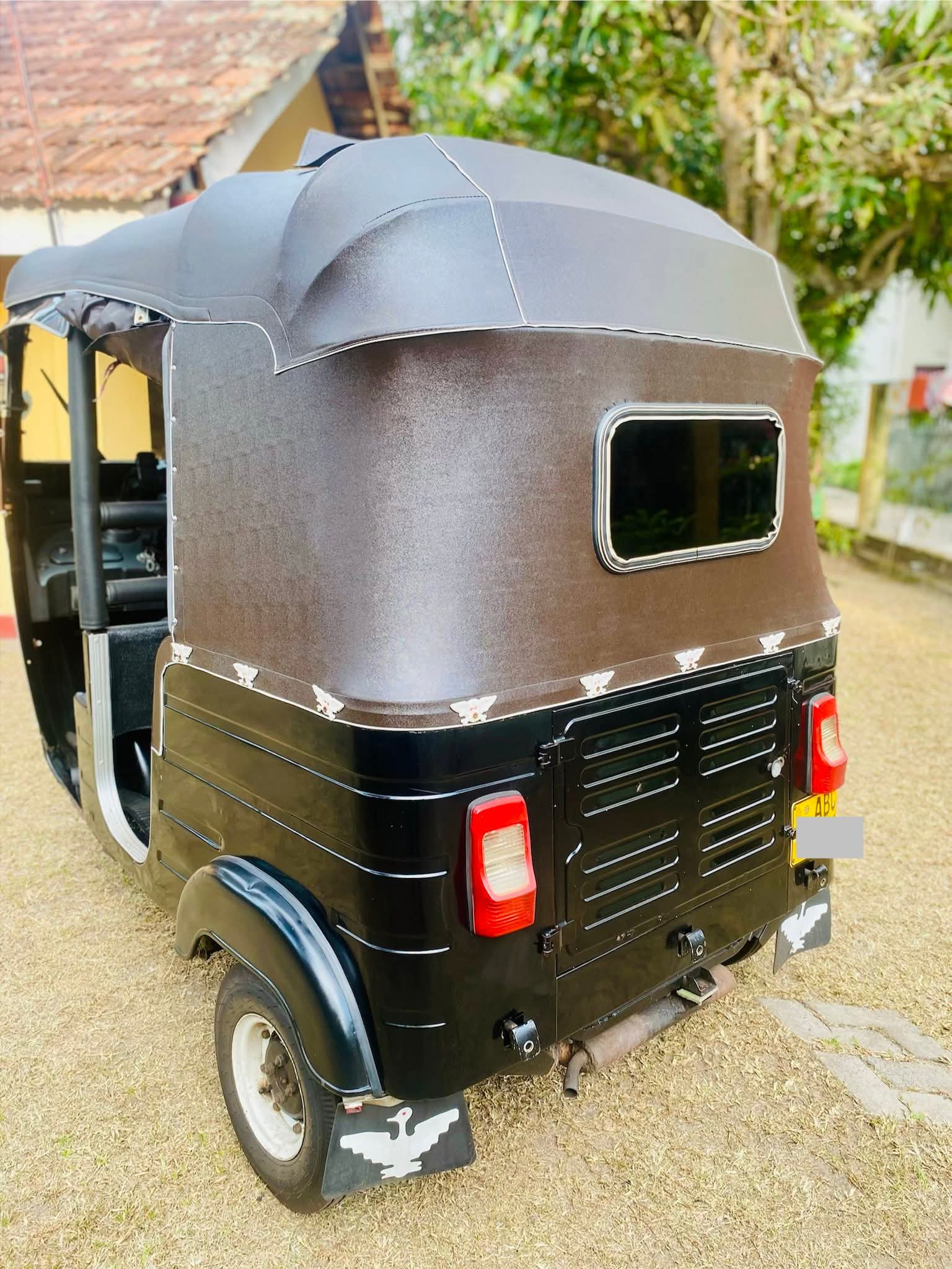 Bajaj Three Wheel 2015 - Used Three wheeler sale in Sri Lanka - patpat.lk