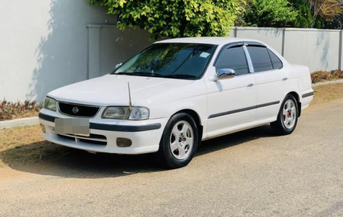 Nissan Sunny 2000 - Used Car sale in Sri Lanka - patpat.lk