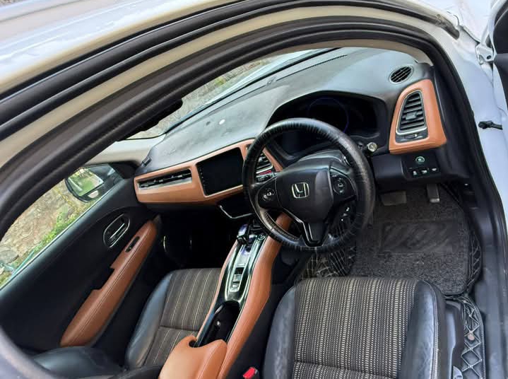 Honda Vezel 2014 - Used SUV sale in Sri Lanka - patpat.lk