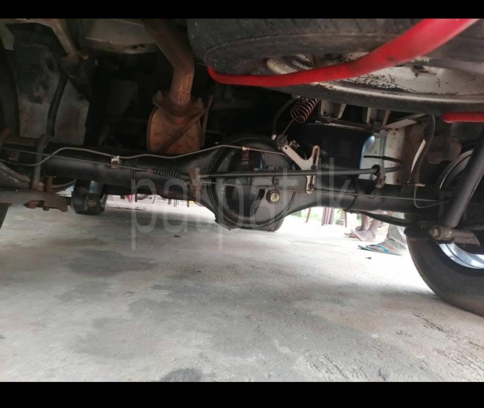 Nissan Vanette 2002 - பயன்படுத்தப்பட்டது வேன் sale in Sri Lanka - patpat.lk