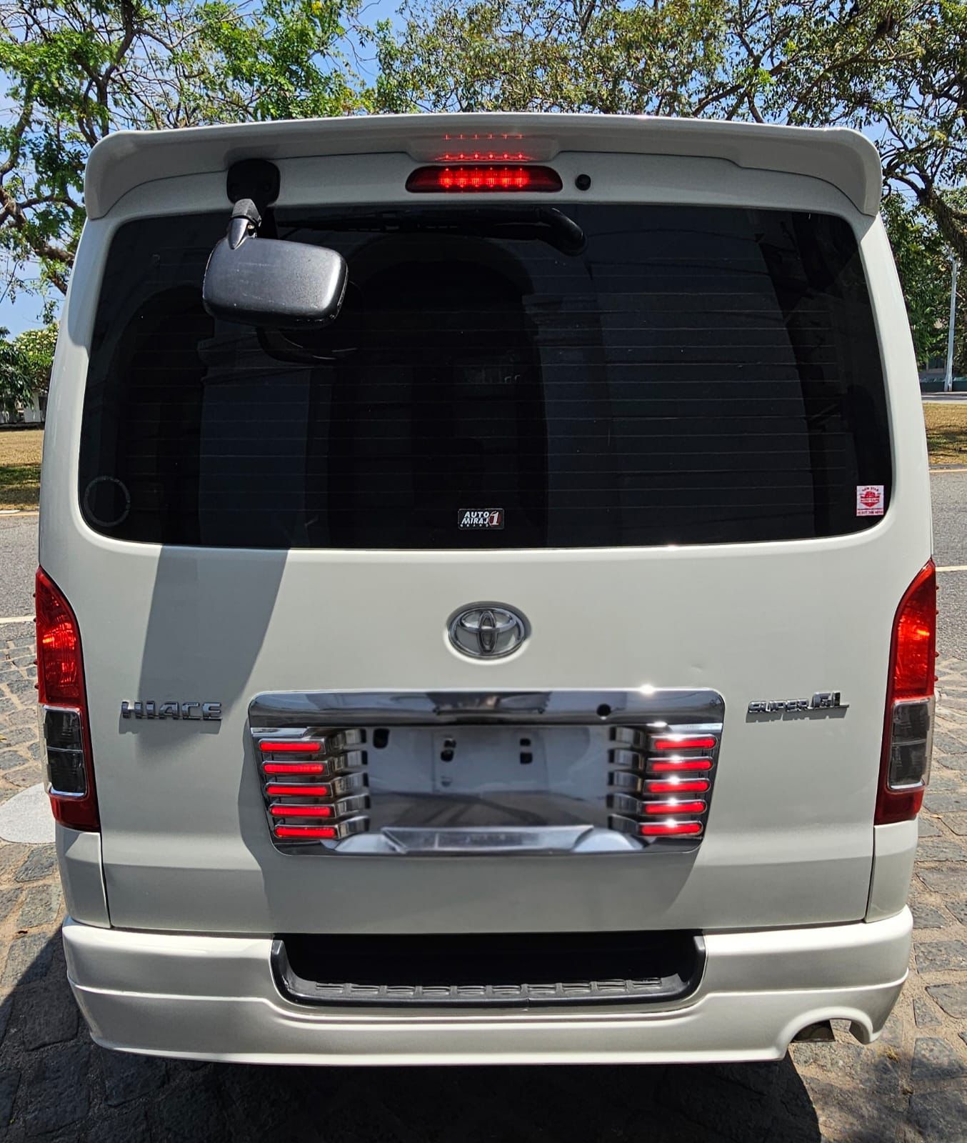 Toyota Super GL 2007 - Used Van sale in Sri Lanka - patpat.lk