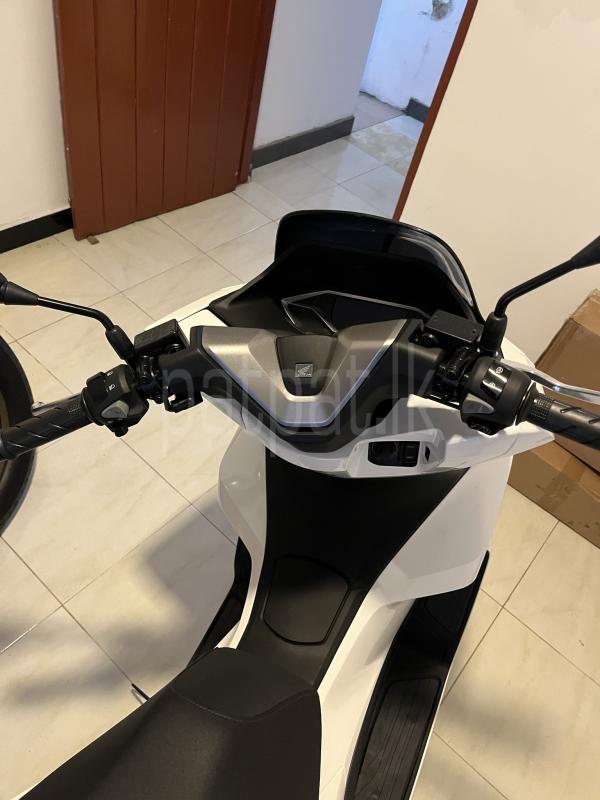Honda PCX 2025 - Brand New Bike sale in Sri Lanka - patpat.lk