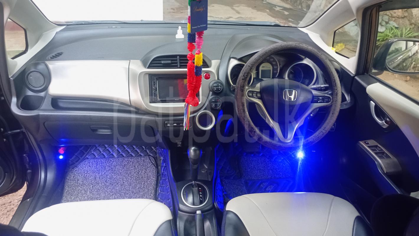 Advertisement image 5