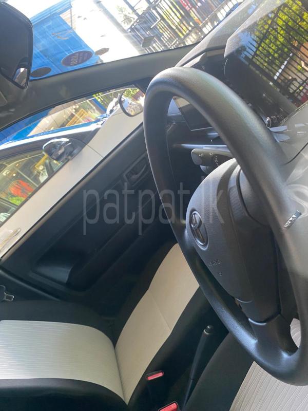 Honda Vezel 2014 - Used SUV sale in Sri Lanka - patpat.lk