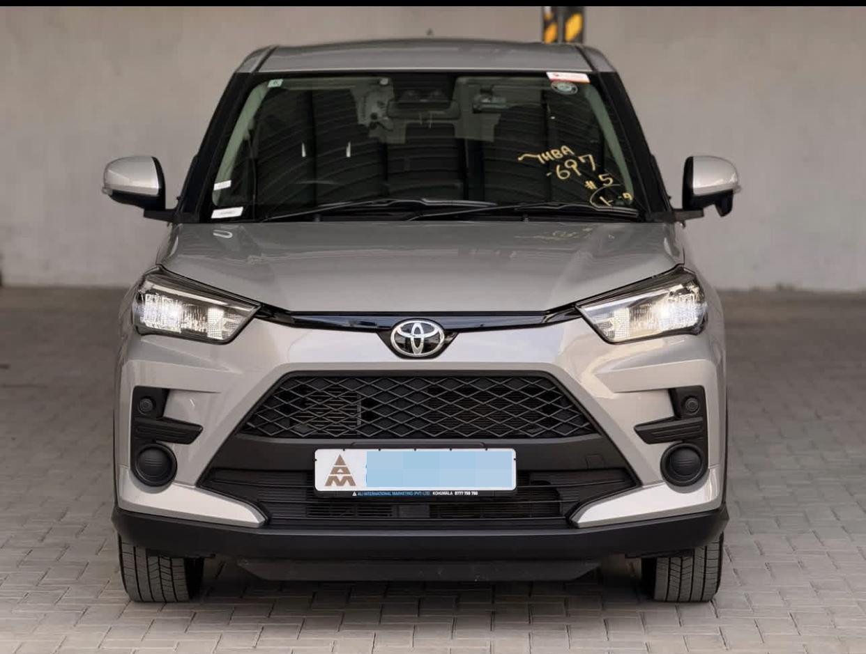 Toyota Raize 2025 - சான்றளிக்கப்பட்டது SUV sale in Sri Lanka - patpat.lk