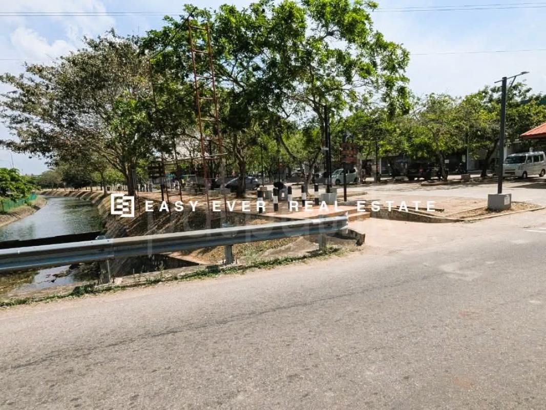 Residential Land for Sale in Kadawatha