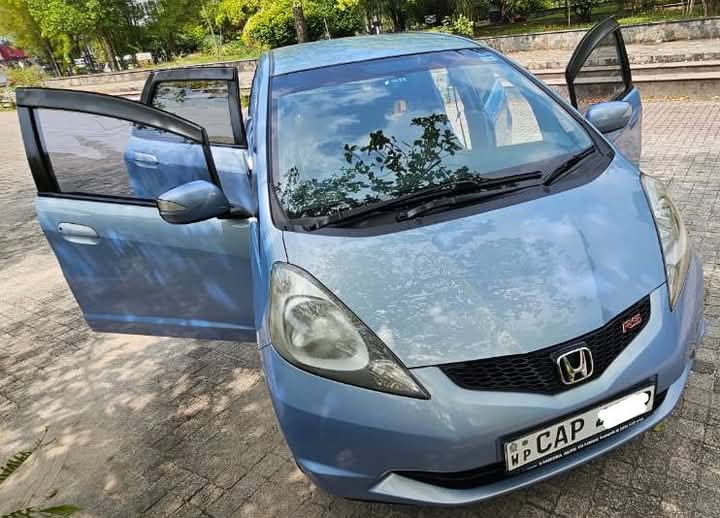 Honda Fit 2010 - பயன்படுத்தப்பட்டது கார் sale in Sri Lanka - patpat.lk