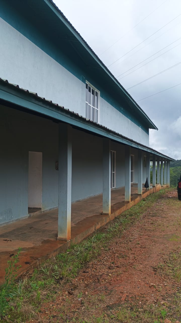 Building for Sale in Hatton