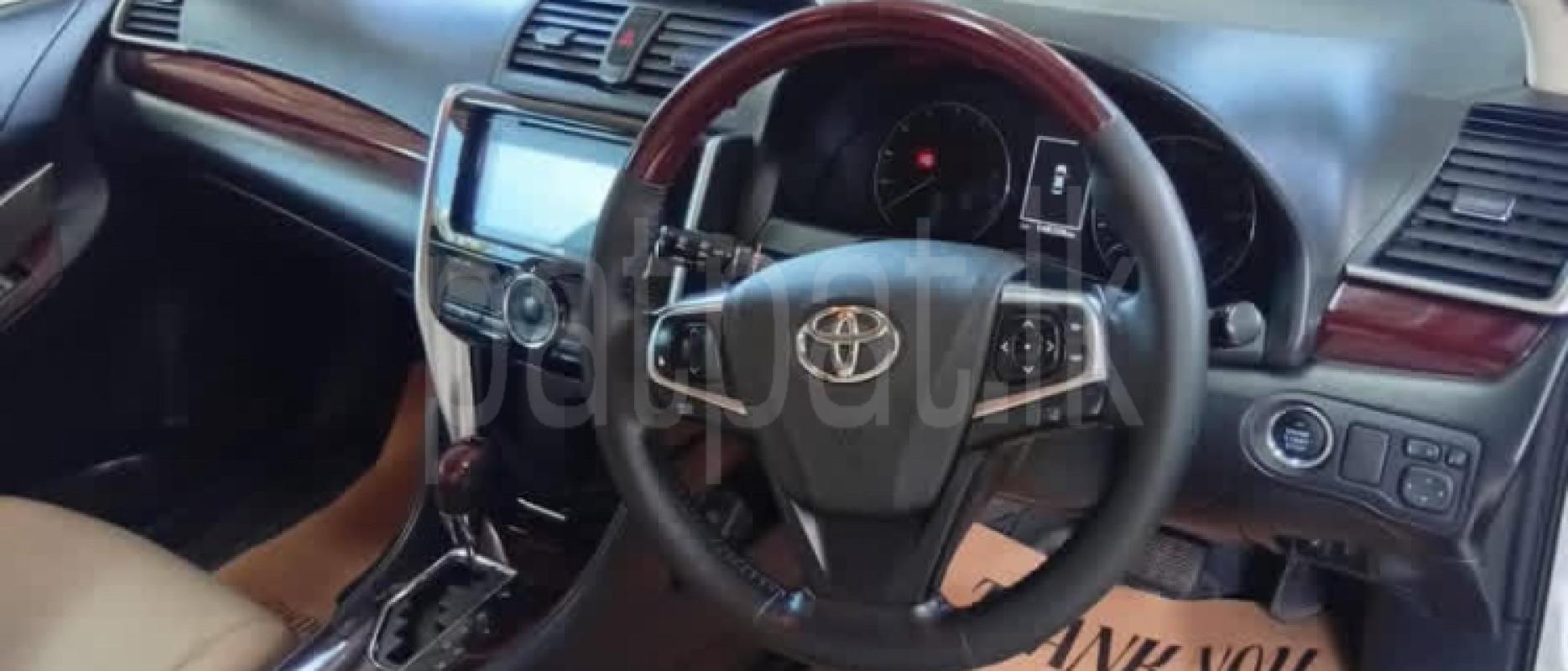 Toyota Premio 2019 - பயன்படுத்தப்பட்டது கார் sale in Sri Lanka - patpat.lk