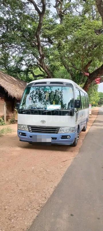 Toyota Coaster 2010 - பயன்படுத்தப்பட்டது பஸ் sale in Sri Lanka - patpat.lk