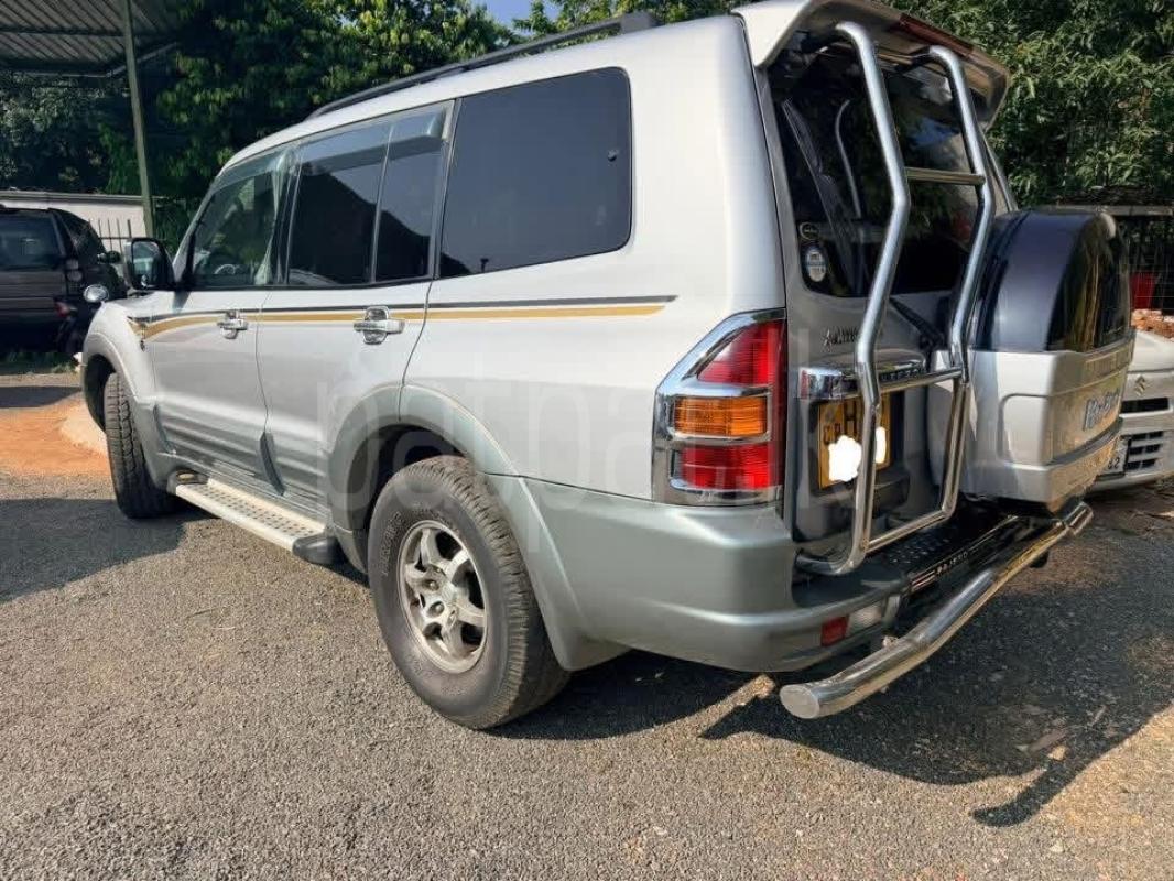 Advertisement image 4