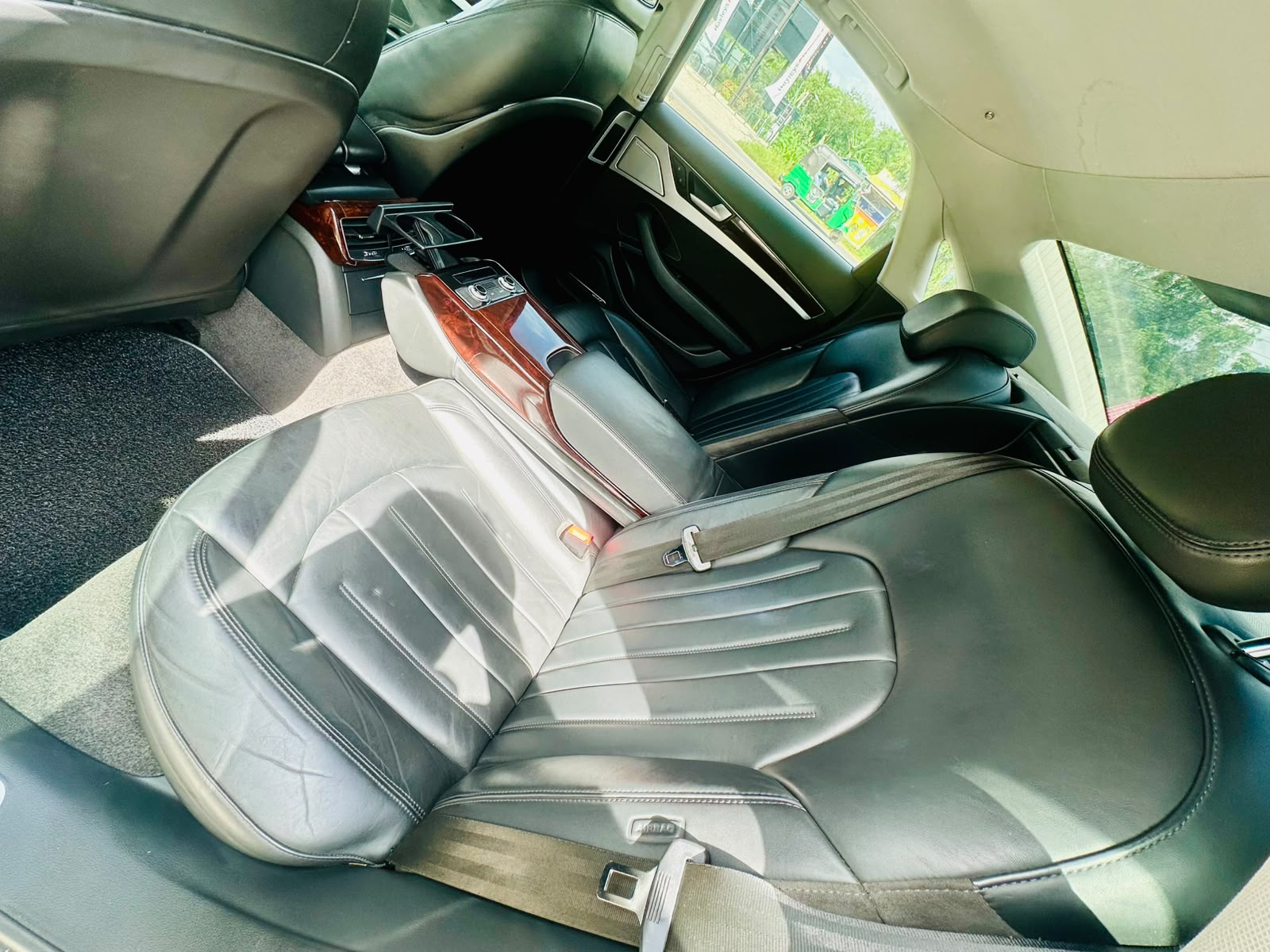 Audi A8 2013 - பயன்படுத்தப்பட்டது கார் sale in Sri Lanka - patpat.lk