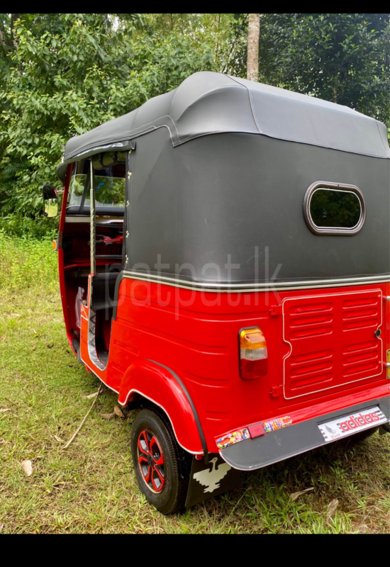 Bajaj 2 stroke 2005 - Used Three wheeler sale in Sri Lanka - patpat.lk