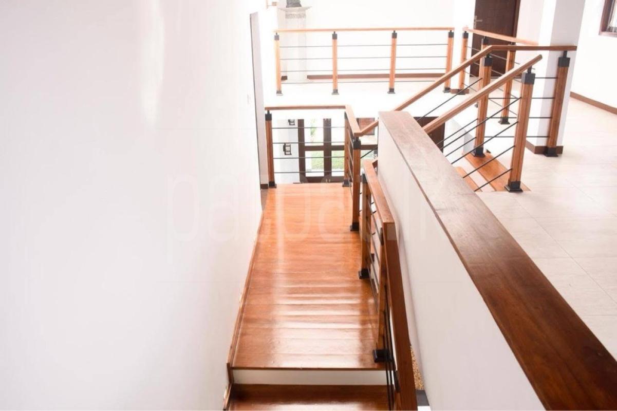 House for Sale in Boralesgamuwa