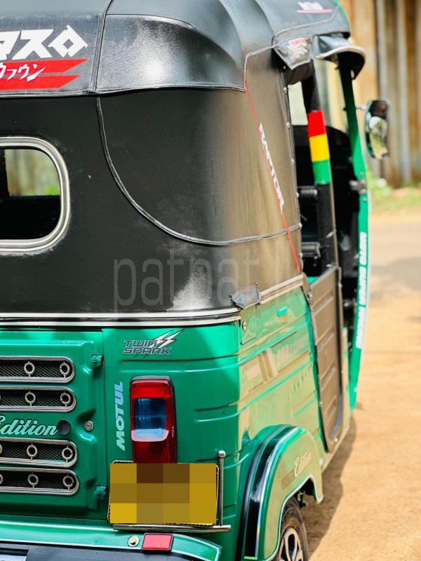 Bajaj Three Wheel 2016 - Used Three wheeler sale in Sri Lanka - patpat.lk