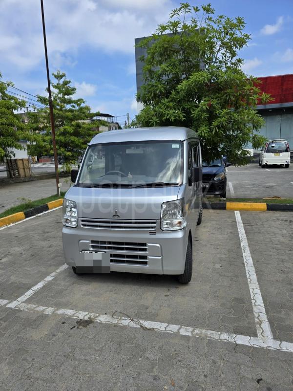 Mitsubishi Minicab 2016 - Used Van sale in Sri Lanka - patpat.lk