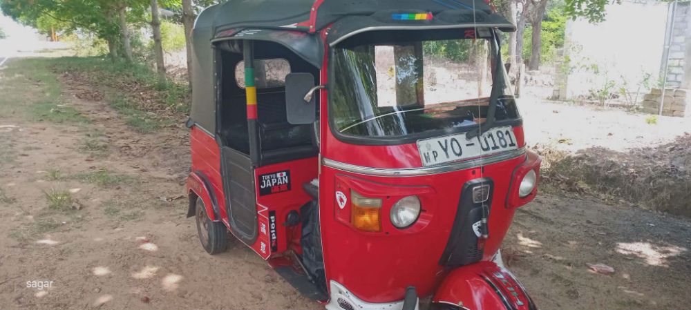 Bajaj Three Wheel 2011 - Used Three wheeler sale in Sri Lanka - patpat.lk