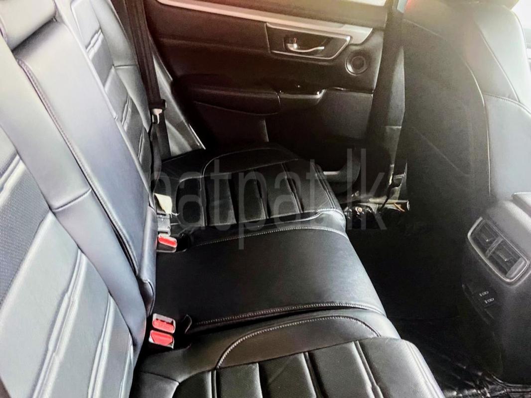Honda CRV 2018 - Used SUV sale in Sri Lanka - patpat.lk