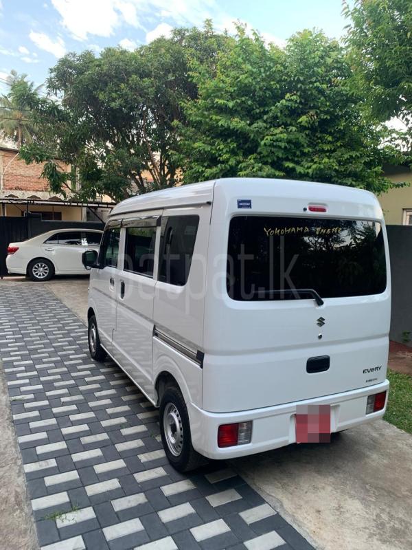 Advertisement image 5