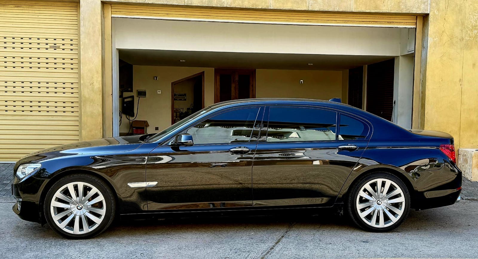 BMW 7 Series 2012 - Used Car sale in Sri Lanka - patpat.lk